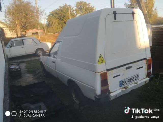 Белый ЗАЗ Таврия, объемом двигателя 0 л и пробегом 666 тыс. км за 550 $, фото 2 на Automoto.ua