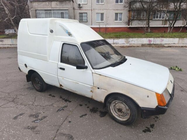 Белый ЗАЗ Таврия, объемом двигателя 1.2 л и пробегом 200 тыс. км за 639 $, фото 5 на Automoto.ua