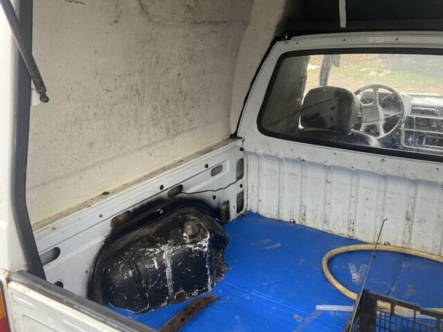 Белый ЗАЗ Таврия, объемом двигателя 1.2 л и пробегом 586 тыс. км за 597 $, фото 2 на Automoto.ua