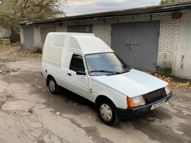 Белый ЗАЗ Таврия, объемом двигателя 1.2 л и пробегом 256 тыс. км за 1200 $, фото 1 на Automoto.ua