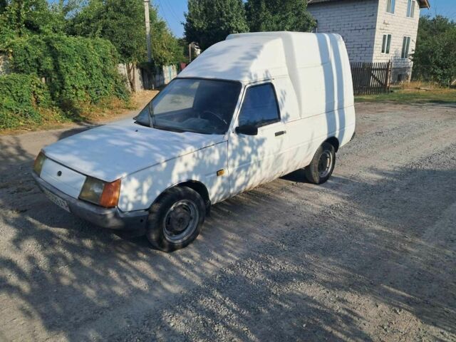 Белый ЗАЗ Таврия, объемом двигателя 1.2 л и пробегом 120 тыс. км за 28000 $, фото 2 на Automoto.ua