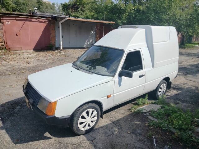 Белый ЗАЗ Таврия, объемом двигателя 1.2 л и пробегом 150 тыс. км за 800 $, фото 1 на Automoto.ua