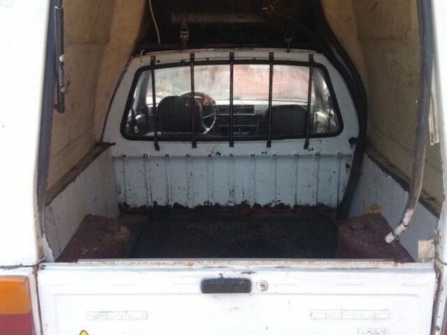 Белый ЗАЗ Таврия, объемом двигателя 1.2 л и пробегом 200 тыс. км за 358 $, фото 3 на Automoto.ua