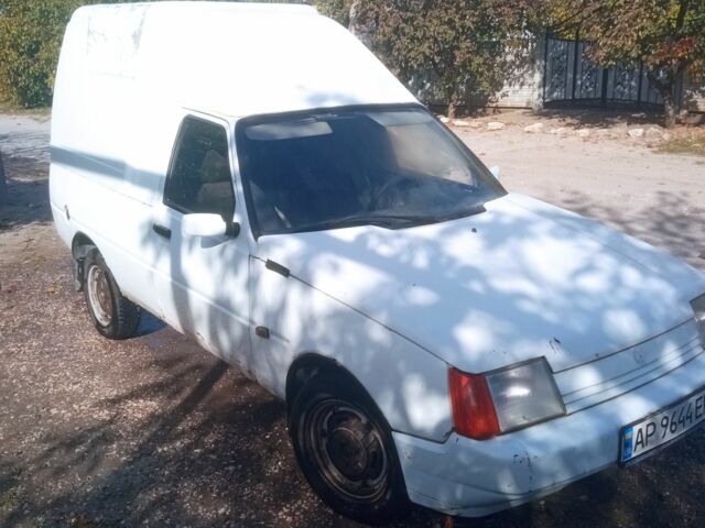 Белый ЗАЗ Таврия, объемом двигателя 1.2 л и пробегом 111 тыс. км за 1337 $, фото 6 на Automoto.ua