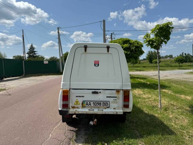 Белый ЗАЗ Таврия, объемом двигателя 1.2 л и пробегом 150 тыс. км за 1000 $, фото 3 на Automoto.ua