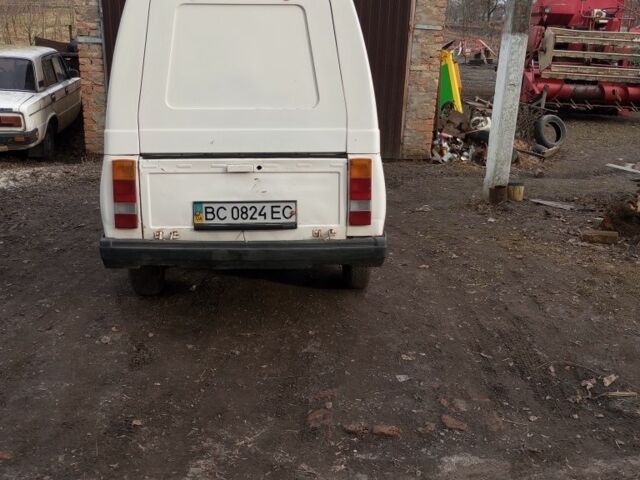 Белый ЗАЗ Таврия, объемом двигателя 1.2 л и пробегом 1000 тыс. км за 1100 $, фото 3 на Automoto.ua