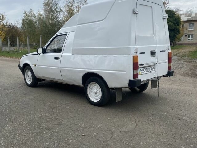 Белый ЗАЗ Таврия, объемом двигателя 1.2 л и пробегом 100 тыс. км за 528 $, фото 5 на Automoto.ua