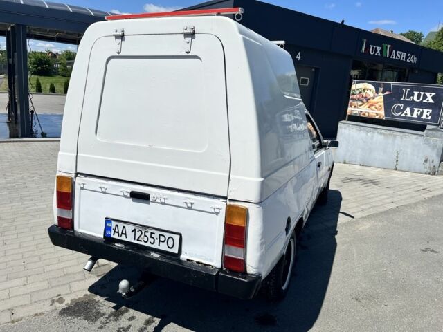 Белый ЗАЗ Таврия, объемом двигателя 1.2 л и пробегом 200 тыс. км за 719 $, фото 3 на Automoto.ua