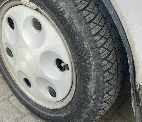 Белый ЗАЗ Таврия, объемом двигателя 1.2 л и пробегом 100 тыс. км за 38000 $, фото 4 на Automoto.ua