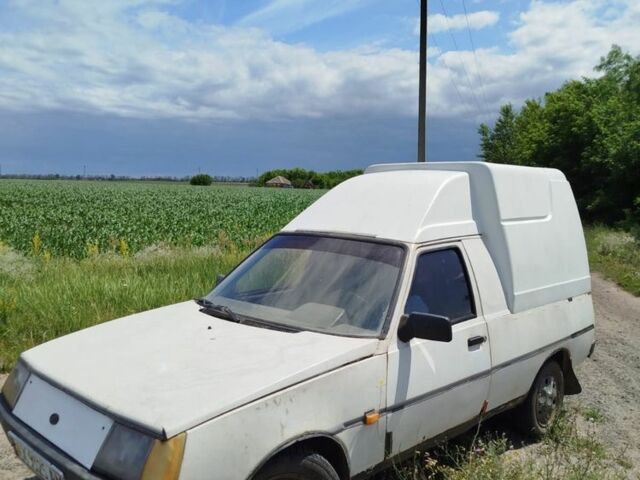 Белый ЗАЗ Таврия, объемом двигателя 0 л и пробегом 121 тыс. км за 650 $, фото 2 на Automoto.ua
