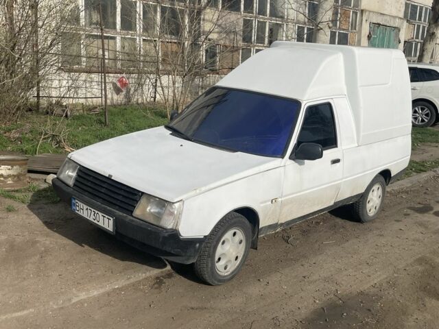 Белый ЗАЗ Таврия, объемом двигателя 1.2 л и пробегом 100 тыс. км за 38000 $, фото 1 на Automoto.ua