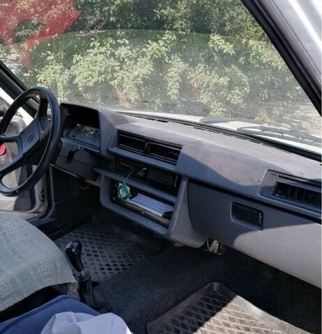 Белый ЗАЗ Таврия, объемом двигателя 1.2 л и пробегом 150 тыс. км за 1400 $, фото 6 на Automoto.ua