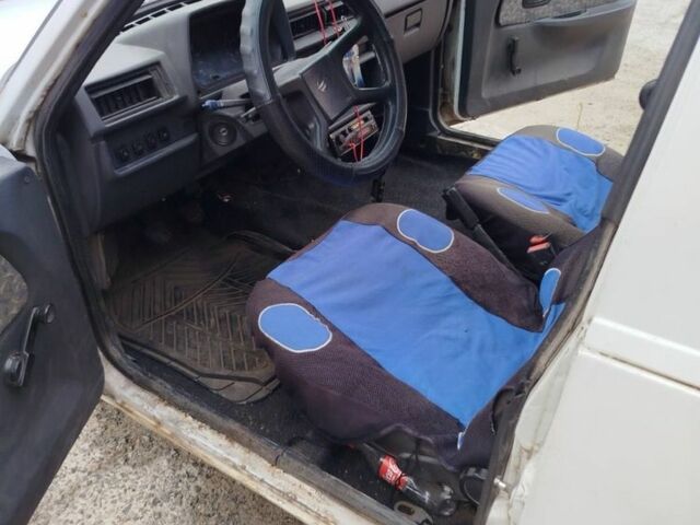 Білий ЗАЗ Таврія, об'ємом двигуна 0 л та пробігом 180 тис. км за 500 $, фото 4 на Automoto.ua