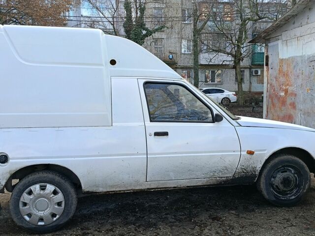 Белый ЗАЗ Таврия, объемом двигателя 1.2 л и пробегом 169 тыс. км за 591 $, фото 1 на Automoto.ua