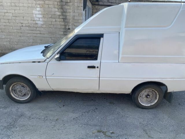 Белый ЗАЗ Таврия, объемом двигателя 1.2 л и пробегом 152 тыс. км за 552 $, фото 4 на Automoto.ua