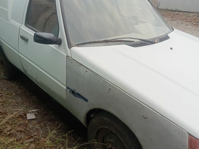 Белый ЗАЗ Таврия, объемом двигателя 1.2 л и пробегом 120 тыс. км за 358 $, фото 3 на Automoto.ua