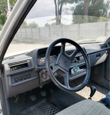 Белый ЗАЗ Таврия, объемом двигателя 1.2 л и пробегом 150 тыс. км за 1400 $, фото 5 на Automoto.ua