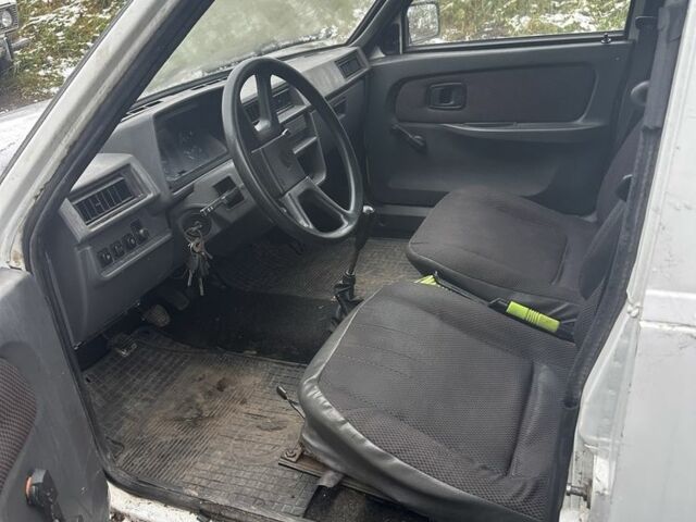 Белый ЗАЗ Таврия, объемом двигателя 1.2 л и пробегом 100 тыс. км за 700 $, фото 5 на Automoto.ua