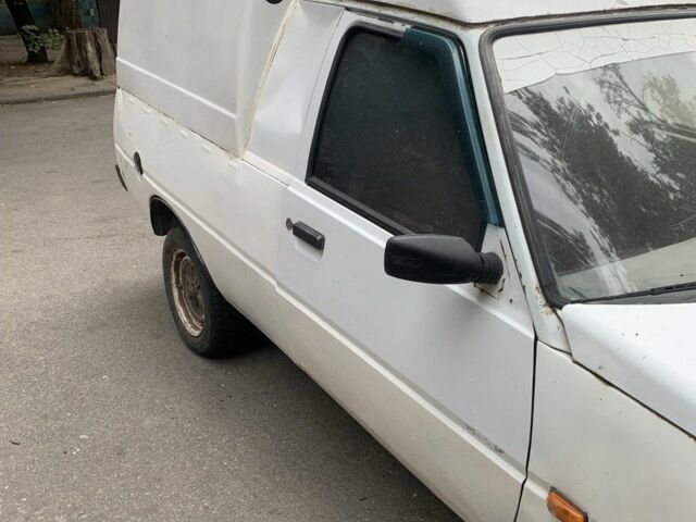 ЗАЗ Таврия 2008 в Запорожье на Automoto.ua Белый ЗАЗ Таврия, объемом двигателя 1.2 л и пробегом 107 тыс. км за 550 $, фото 2 на Automoto.ua