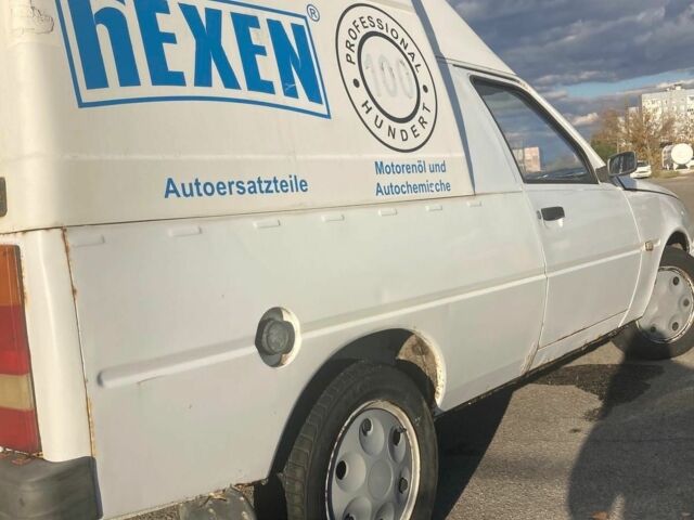 Белый ЗАЗ Таврия, объемом двигателя 1.3 л и пробегом 150 тыс. км за 500 $, фото 1 на Automoto.ua