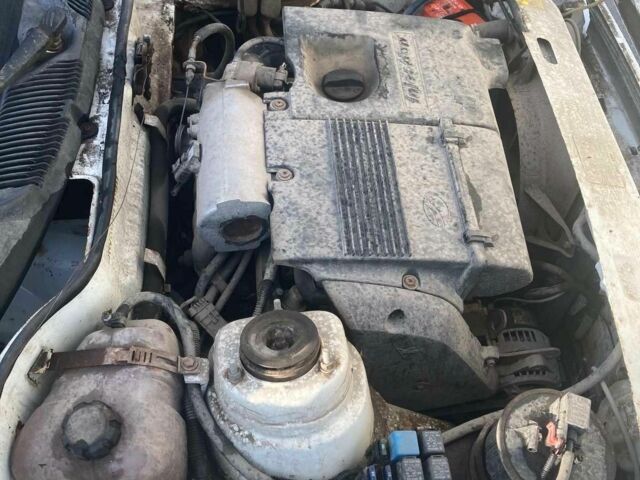 Белый ЗАЗ Таврия, объемом двигателя 1.3 л и пробегом 150 тыс. км за 500 $, фото 4 на Automoto.ua