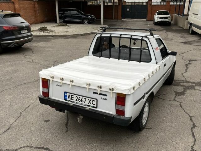 Белый ЗАЗ Таврия, объемом двигателя 1.2 л и пробегом 200 тыс. км за 1700 $, фото 1 на Automoto.ua