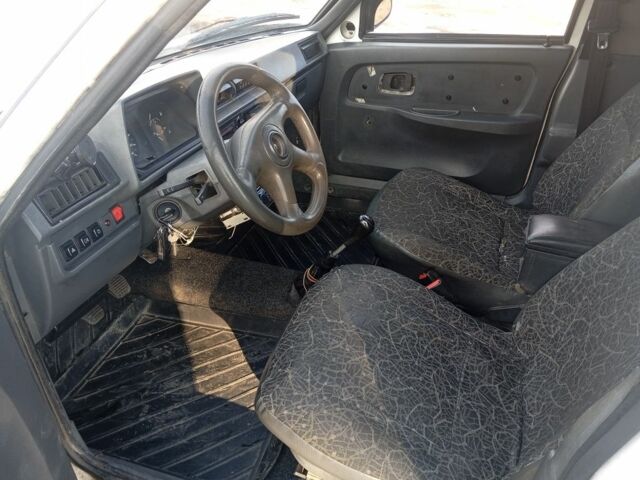 Белый ЗАЗ Таврия, объемом двигателя 1.3 л и пробегом 153 тыс. км за 827 $, фото 5 на Automoto.ua