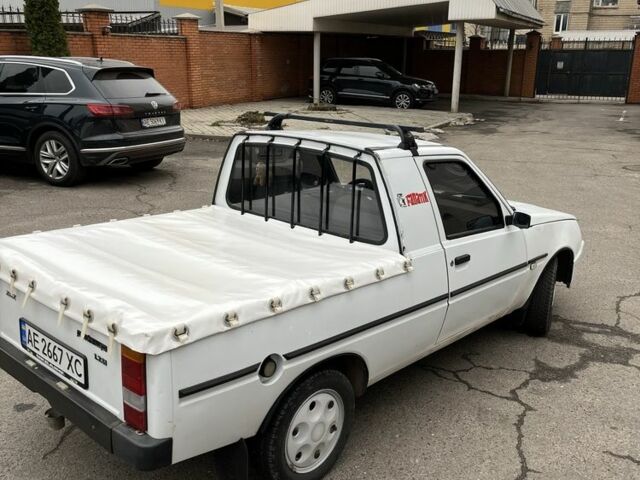 Белый ЗАЗ Таврия, объемом двигателя 1.2 л и пробегом 200 тыс. км за 1700 $, фото 2 на Automoto.ua