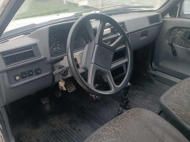 Белый ЗАЗ Таврия, объемом двигателя 1.3 л и пробегом 205 тыс. км за 1300 $, фото 4 на Automoto.ua