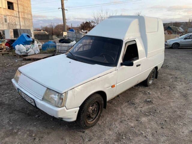 Белый ЗАЗ Таврия, объемом двигателя 1.2 л и пробегом 135 тыс. км за 800 $, фото 1 на Automoto.ua