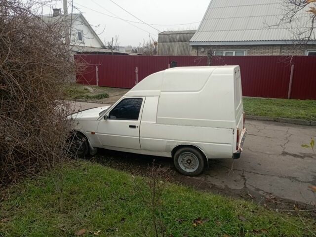 Білий ЗАЗ Таврія, об'ємом двигуна 1 л та пробігом 200 тис. км за 616 $, фото 3 на Automoto.ua