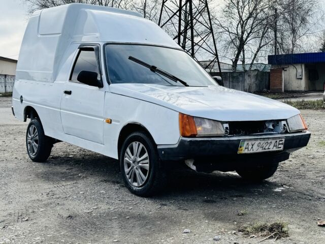 Белый ЗАЗ Таврия, объемом двигателя 1.2 л и пробегом 250 тыс. км за 750 $, фото 1 на Automoto.ua