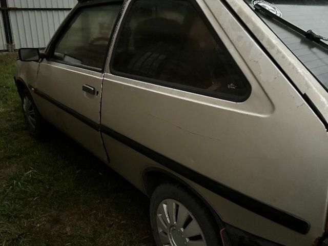 Бежевый ЗАЗ Таврия, объемом двигателя 0 л и пробегом 72 тыс. км за 800 $, фото 9 на Automoto.ua