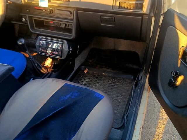 Бежевый ЗАЗ Таврия, объемом двигателя 1.1 л и пробегом 132 тыс. км за 850 $, фото 9 на Automoto.ua