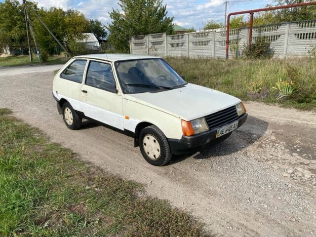 ЗАЗ Таврія 1990 у Дніпро (Дніпропетровську) на Automoto.ua Бежевий ЗАЗ Таврія, об'ємом двигуна 1.2 л та пробігом 45 тис. км за 384 $, фото 3 на Automoto.ua