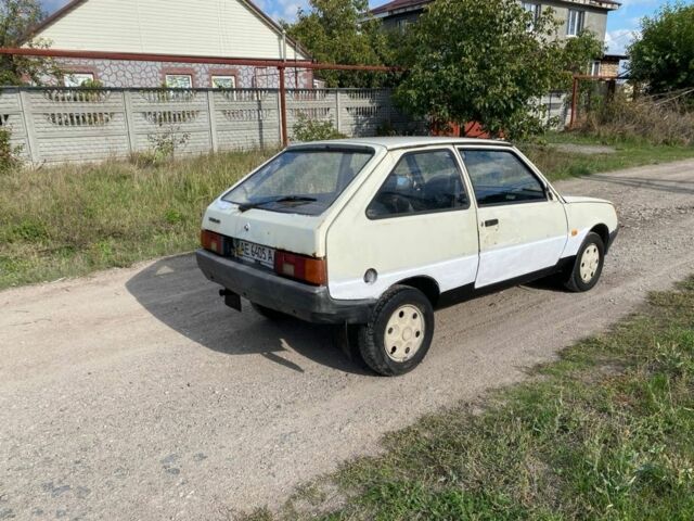 ЗАЗ Таврія 1990 у Дніпро (Дніпропетровську) на Automoto.ua Бежевий ЗАЗ Таврія, об'ємом двигуна 1.2 л та пробігом 45 тис. км за 384 $, фото 2 на Automoto.ua