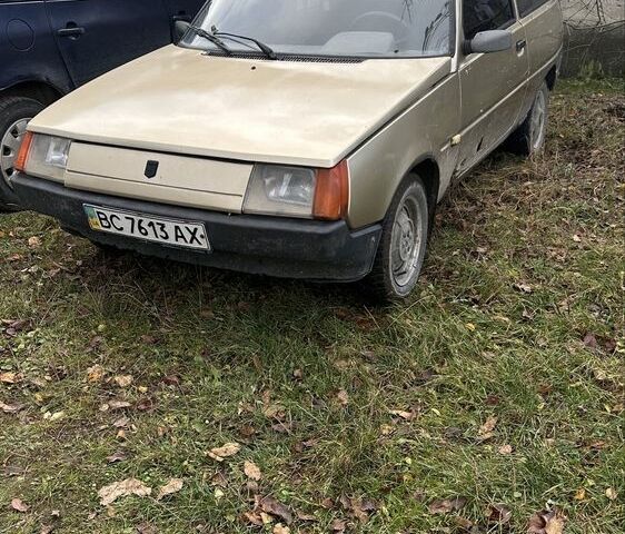 Бежевый ЗАЗ Таврия, объемом двигателя 1.1 л и пробегом 3 тыс. км за 250 $, фото 3 на Automoto.ua