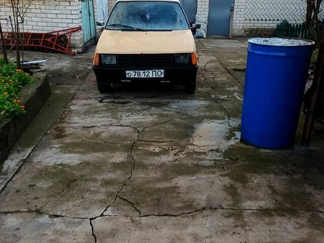 Бежевый ЗАЗ Таврия, объемом двигателя 1.2 л и пробегом 88 тыс. км за 710 $, фото 2 на Automoto.ua