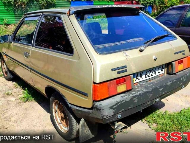 Бежевый ЗАЗ Таврия, объемом двигателя 1.1 л и пробегом 160 тыс. км за 700 $, фото 2 на Automoto.ua