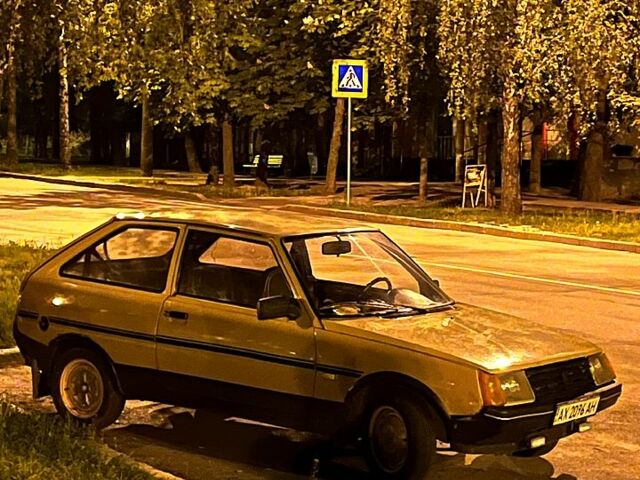 Бежевый ЗАЗ Таврия, объемом двигателя 1.1 л и пробегом 242 тыс. км за 500 $, фото 4 на Automoto.ua