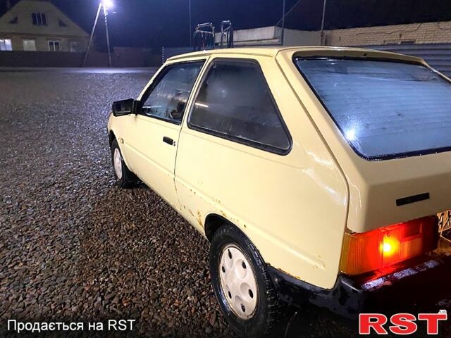 Бежевый ЗАЗ Таврия, объемом двигателя 1.1 л и пробегом 1000 тыс. км за 800 $, фото 6 на Automoto.ua