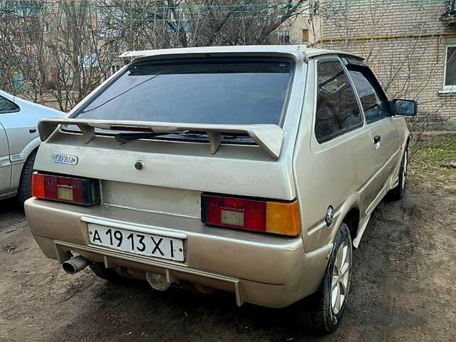 Бежевый ЗАЗ Таврия, объемом двигателя 1.1 л и пробегом 300 тыс. км за 750 $, фото 2 на Automoto.ua