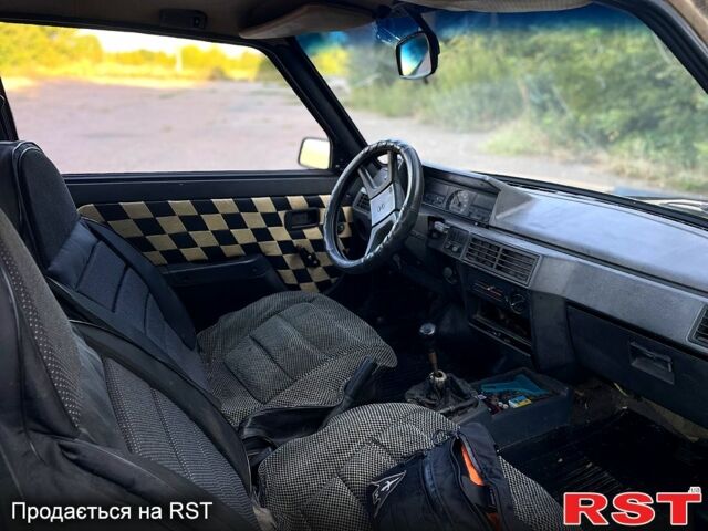 Бежевый ЗАЗ Таврия, объемом двигателя 1.1 л и пробегом 0 тыс. км за 550 $, фото 3 на Automoto.ua