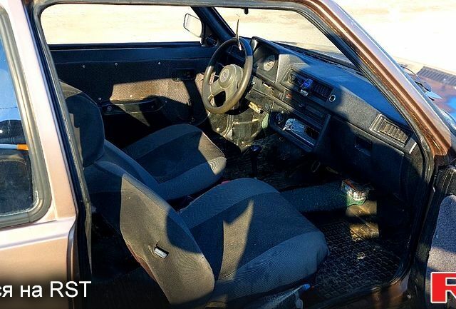 Бежевый ЗАЗ Таврия, объемом двигателя 11 л и пробегом 130 тыс. км за 600 $, фото 4 на Automoto.ua