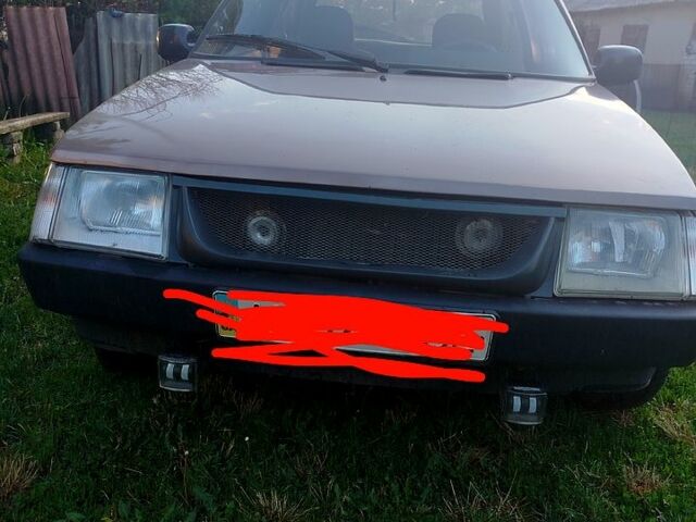 Бежевый ЗАЗ Таврия, объемом двигателя 1.2 л и пробегом 45 тыс. км за 1000 $, фото 6 на Automoto.ua