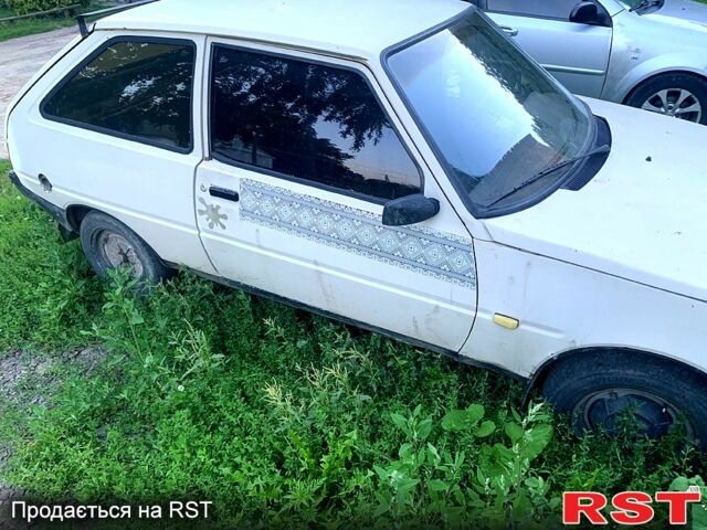 Бежевый ЗАЗ Таврия, объемом двигателя 1.2 л и пробегом 120 тыс. км за 330 $, фото 8 на Automoto.ua