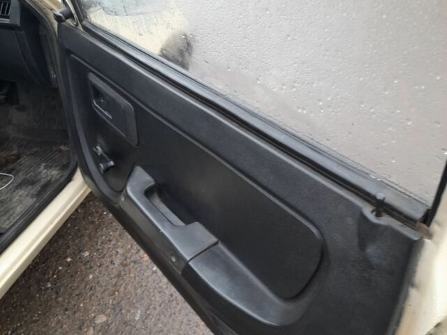 Бежевый ЗАЗ Таврия, объемом двигателя 1 л и пробегом 100 тыс. км за 523 $, фото 4 на Automoto.ua