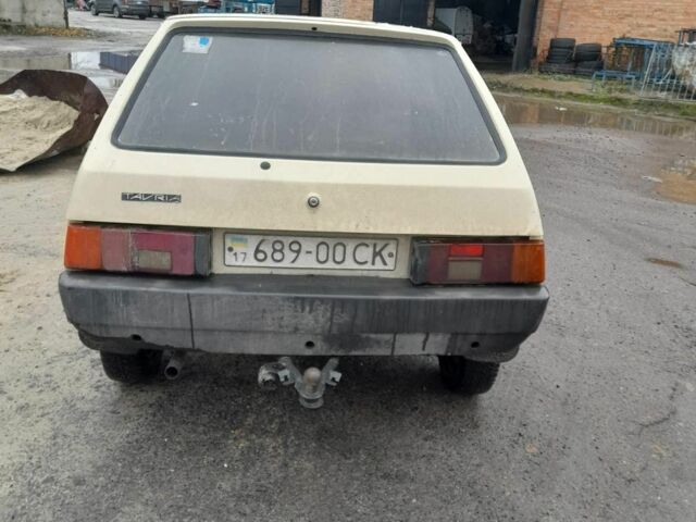 Бежевый ЗАЗ Таврия, объемом двигателя 1 л и пробегом 100 тыс. км за 523 $, фото 3 на Automoto.ua