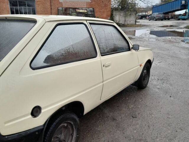 Бежевый ЗАЗ Таврия, объемом двигателя 1 л и пробегом 100 тыс. км за 523 $, фото 2 на Automoto.ua
