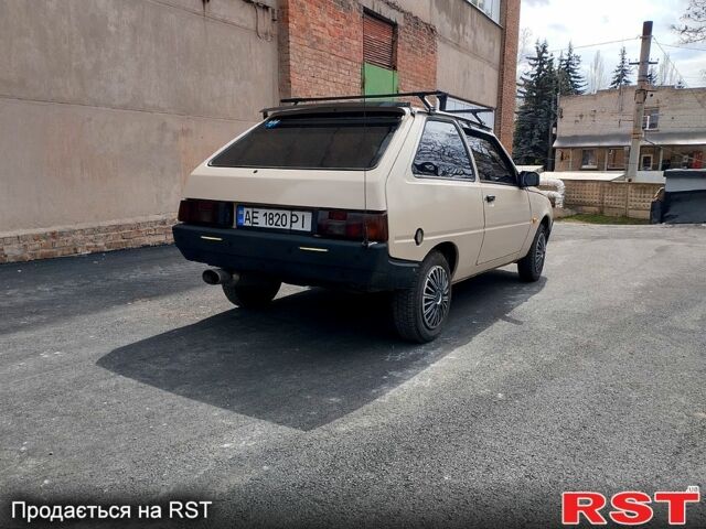 Бежевий ЗАЗ Таврія, об'ємом двигуна 0.9 л та пробігом 90 тис. км за 799 $, фото 3 на Automoto.ua